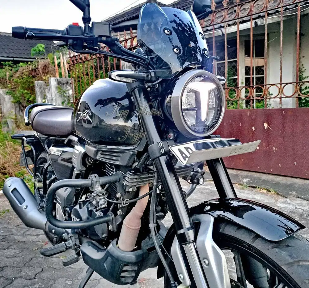 TVS Ronin SS 225 Hitam 2023 Plat AD Prambanan Pajak Panjang