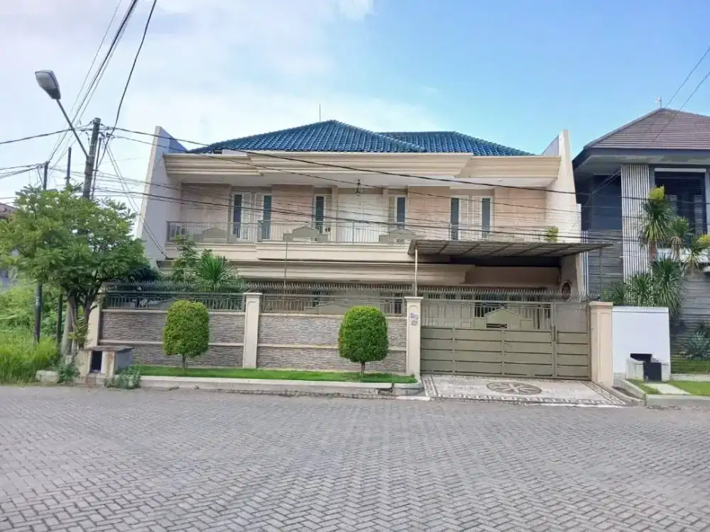 DIJUAL RUMAH ARAYA 1 MEWAH DEKAT MERR MODEL MINIMALIS SIAP HUNI