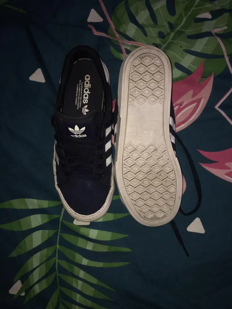 sepatu adidas ori