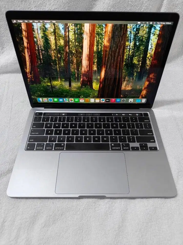 Macbook pro 2020 1tb 16gb ram i7 no minus laptop apple