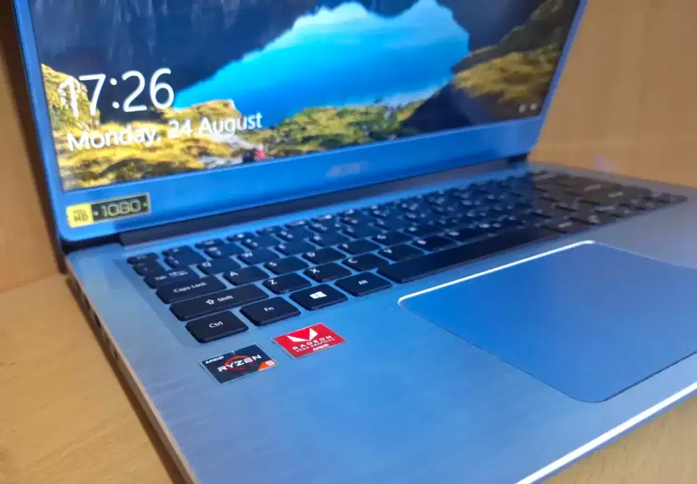 ACER Swift 3 , Ryzen 5 / 8Gb / 512Gb. Siap pakai & bergaransi!