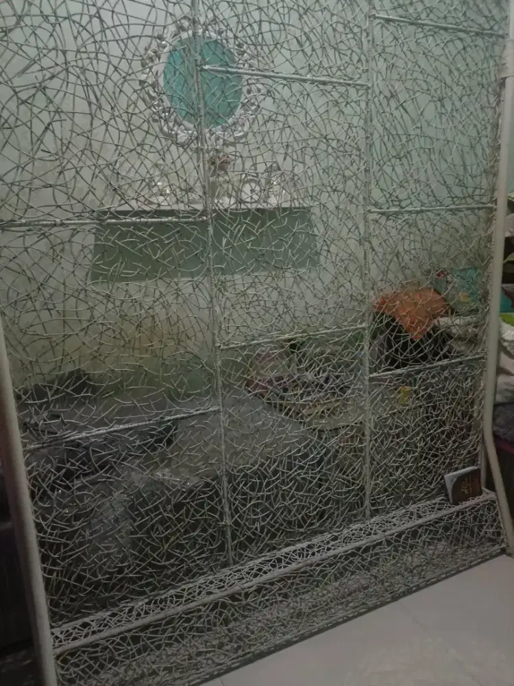 pembatas ruangan