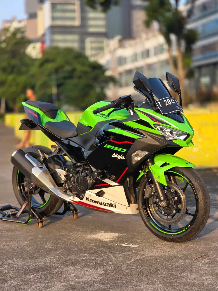 Kawasaki New Ninja 250 FI ABS KEEYLES Plat T
