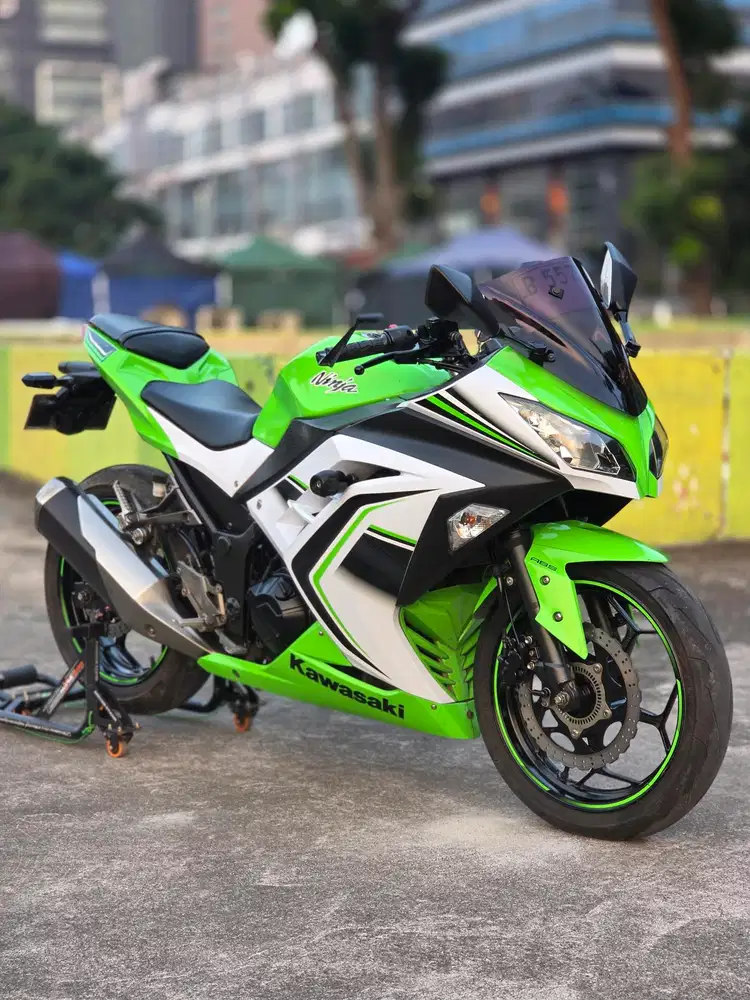 Kawasaki Ninja 250 FI ABS LTD Mulus