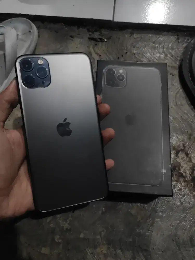 Iphone 11 Promax 256 GB Inter Fullset All Oprator