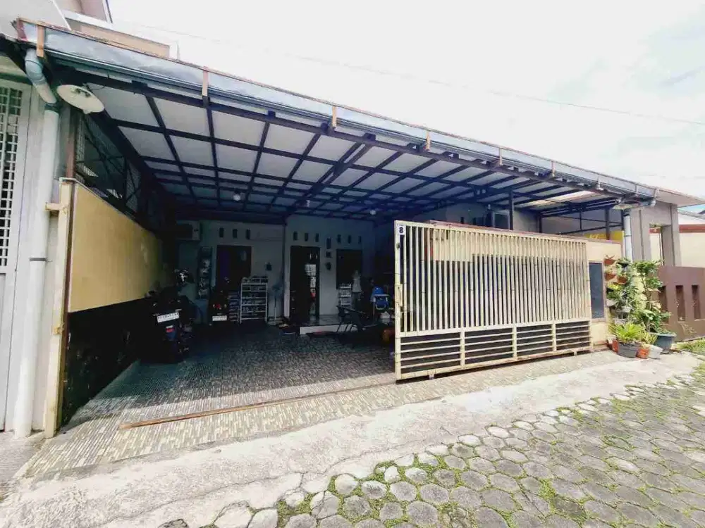 rumah cluster nyaman dekat exit tol solo kota