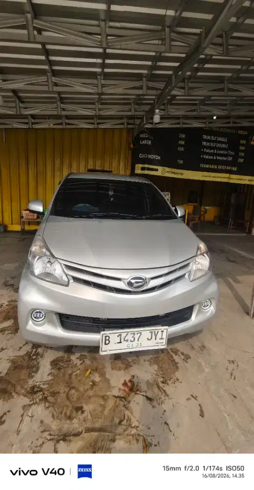 Jual mobil xenia 1,0 tipe M 2014,dual airbag.