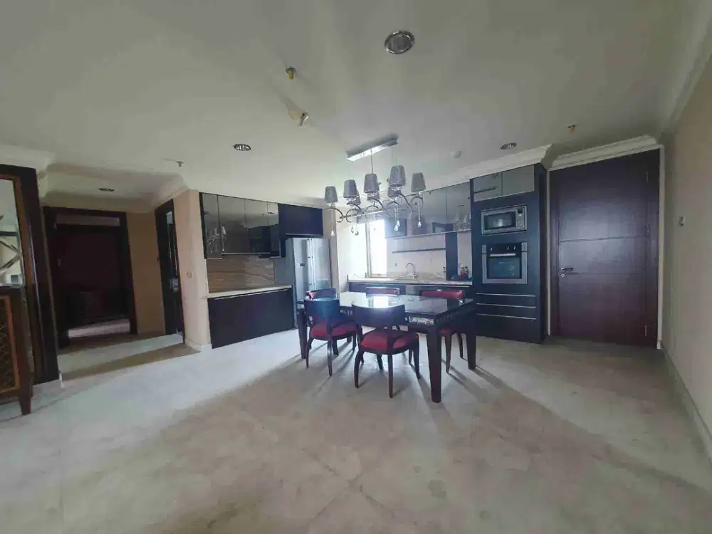 Sewa Apartemen Luxury Adhiwangsa Golf Residence, Fairway Mall