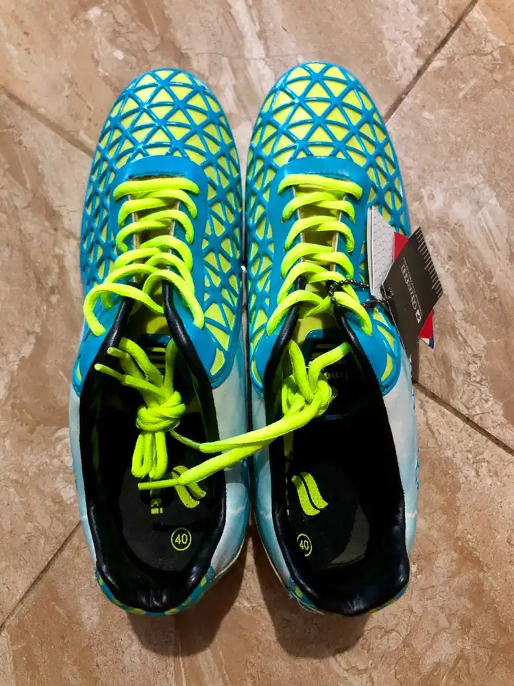 Sepatu Olahraga Bola Finotti uk 40