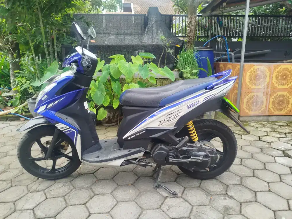 Yamaha Xeon 2013