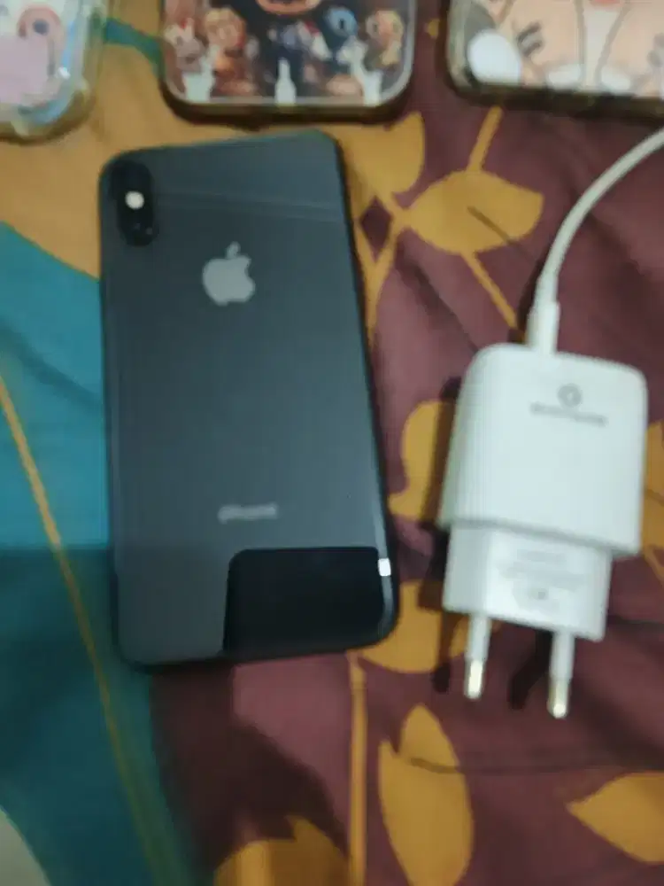 Iphone xs. 64 Gb. All operator