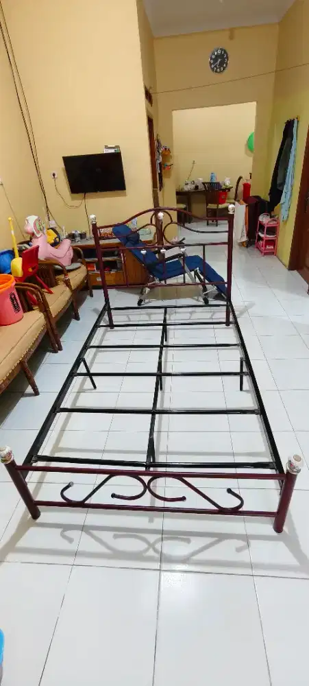 Dijual Ranjang Besi 120x200 cm