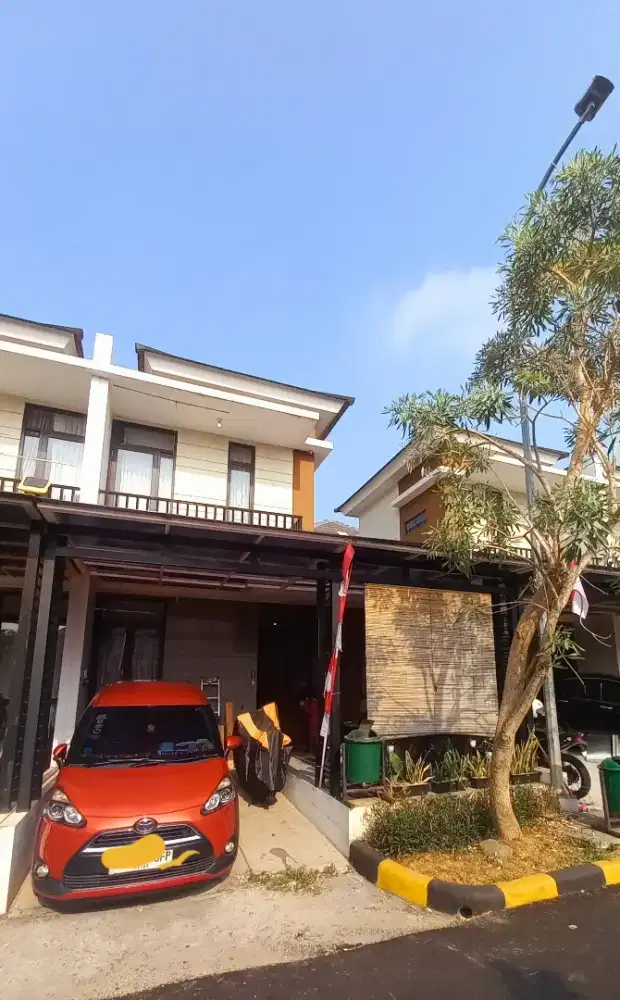 Rumah Grahayana Karawang