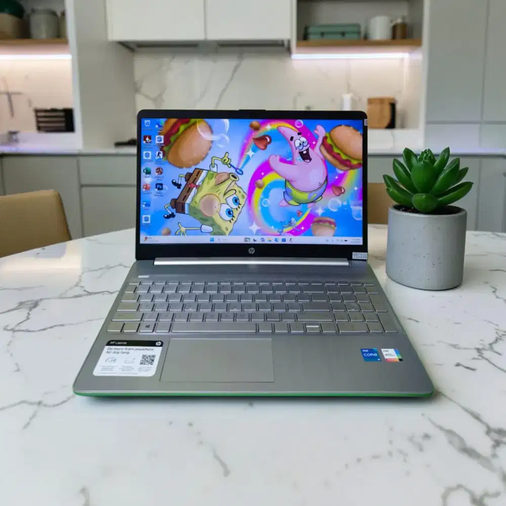 Laptop HP 15-DAY Core i5 RAM 8Gb SSD 256Gb Body SLIM