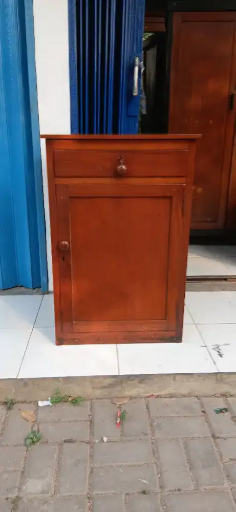 Antique Walnut One Door Wash Stand Commode With Drawer 1870s