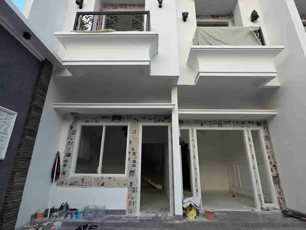 jual rumah dalam komplek duren sawit dekat tol Becakayu jaktim