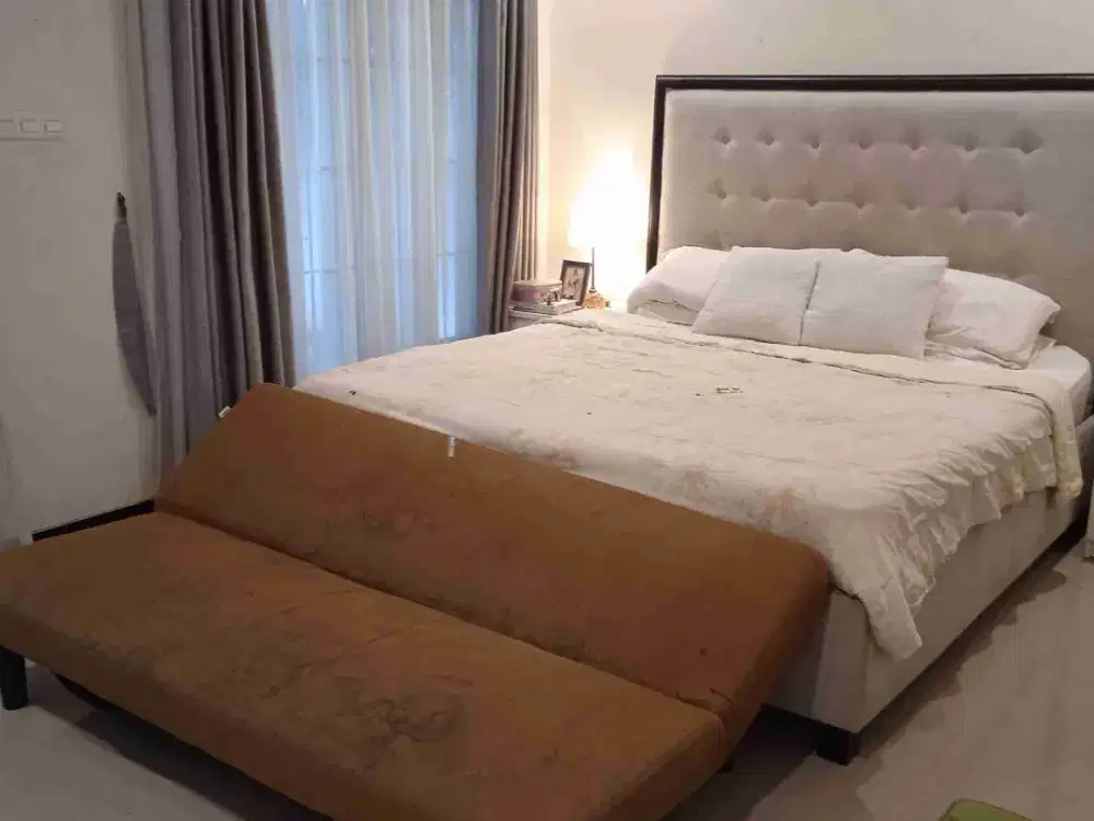 Rumah dijual di vila cinere mas, dua lantai, lingkungan sejuk asri bebas banjir