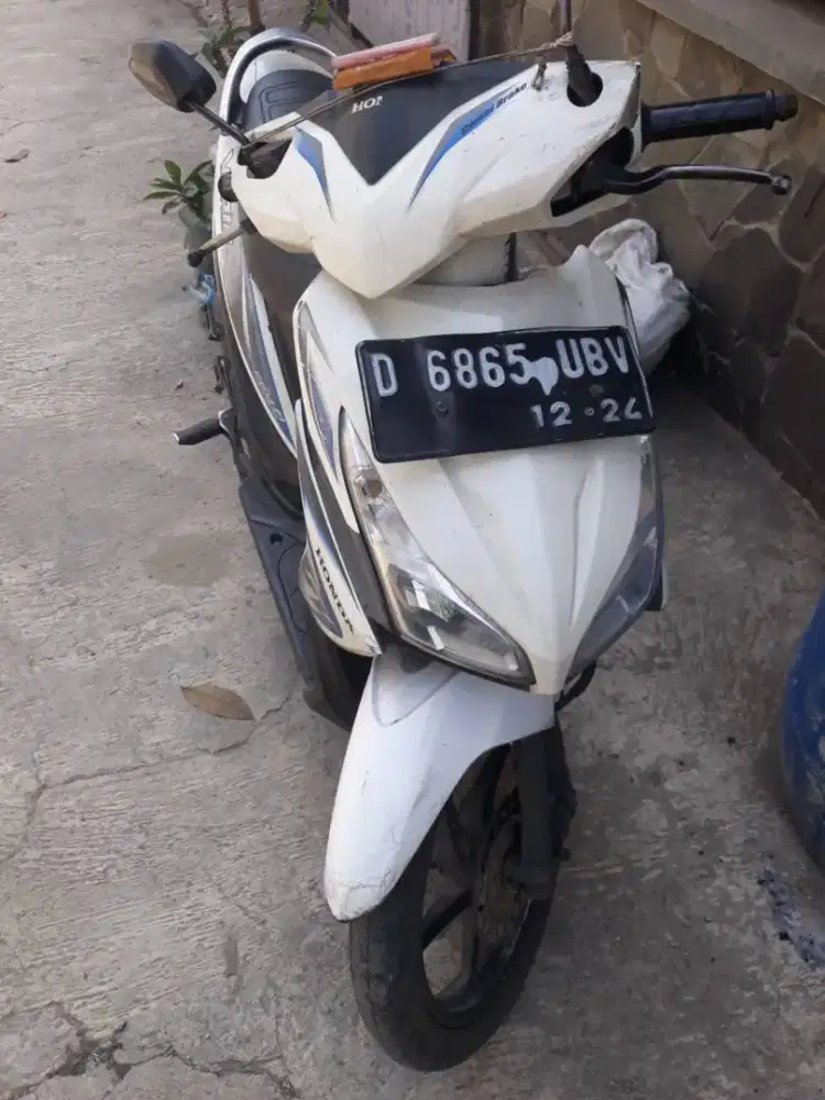 Vario agnes 110 tahun 2014