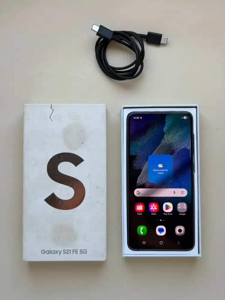 Samsung S21 FE 5G 8/256 - Graphite - Resmi Indo