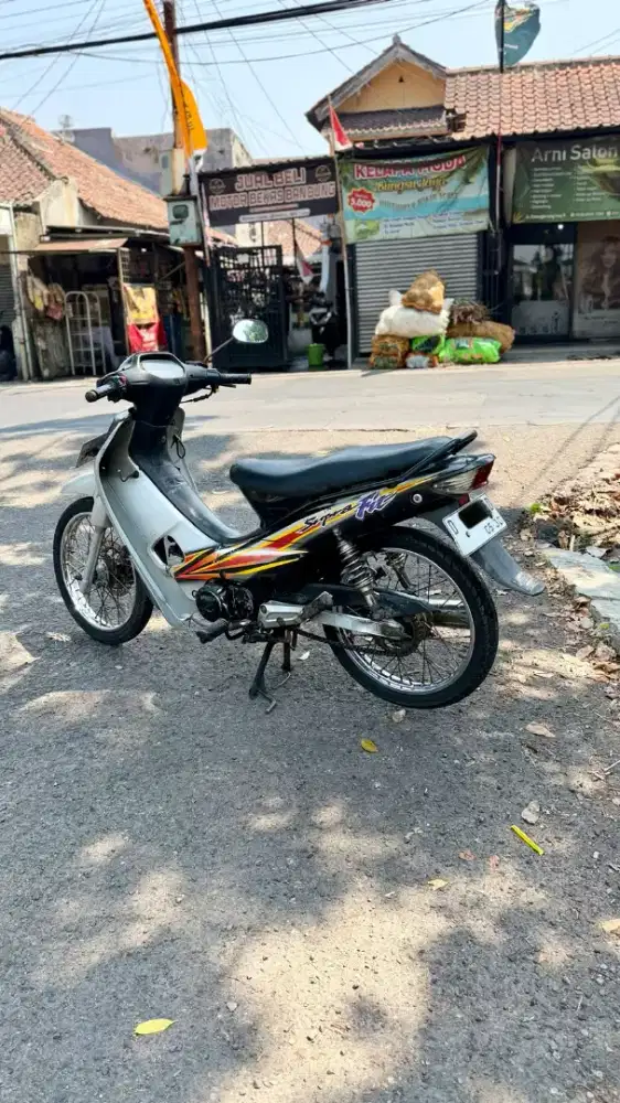 Jual motor Supra 2005
