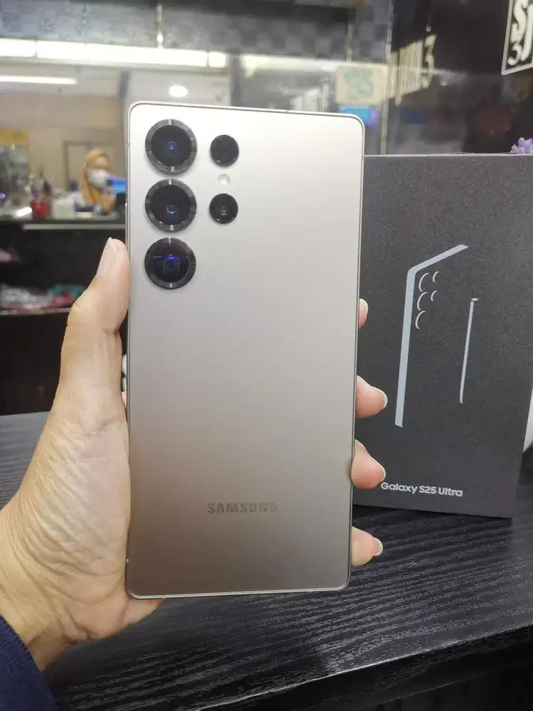 Samsung s25 ultra ram 512 mulus fullset original bs tuker tambah
