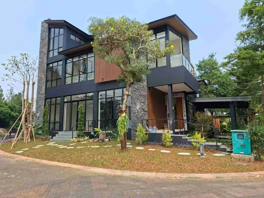 Dijual rumah mewah hoek siap huni di The Eminent-Bsd