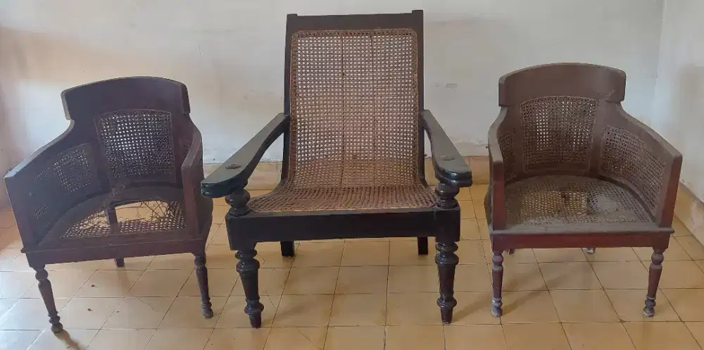 Kursi tamu vintage