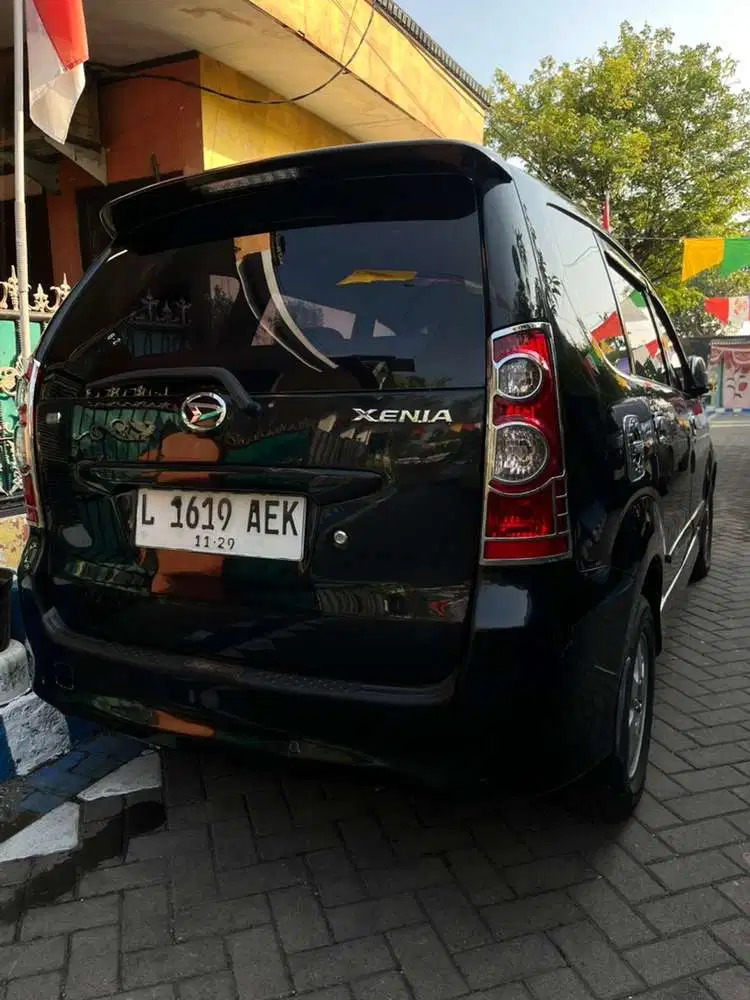 Daihatsu Xenia 2011 Bensin