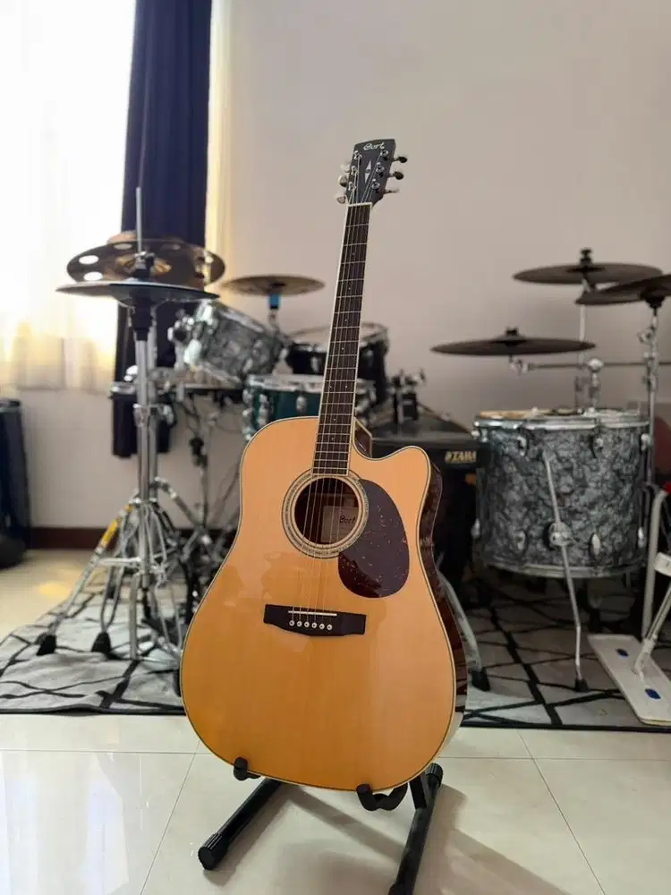 Jual Cort MR710F-NAT Like New!