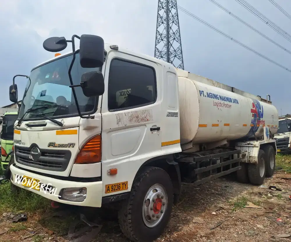 Hino Lohan FL 260 JT Tronton 6×2 Tangki 24000 ltr Ors Bio Solar Turbo