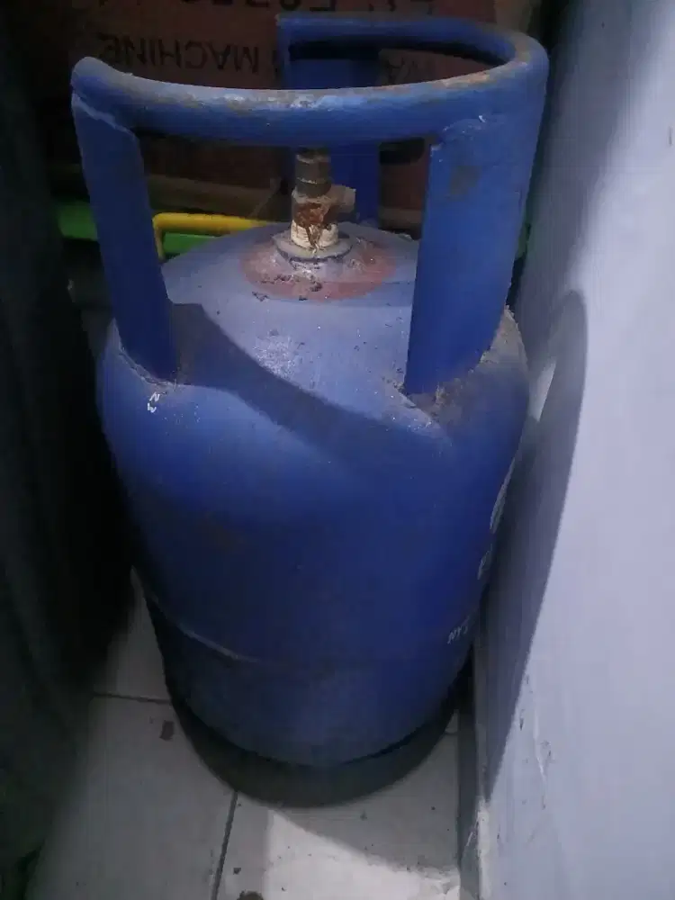 Dijual tabung gas elpiji 12kg kosong