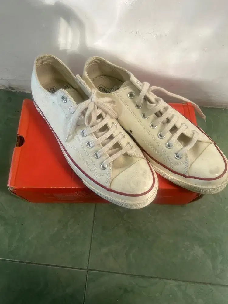 sepatu converse
