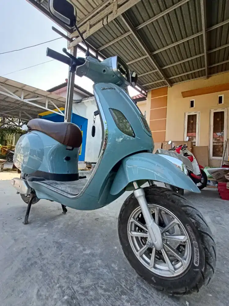 Dijual motor listrik uwinfly
