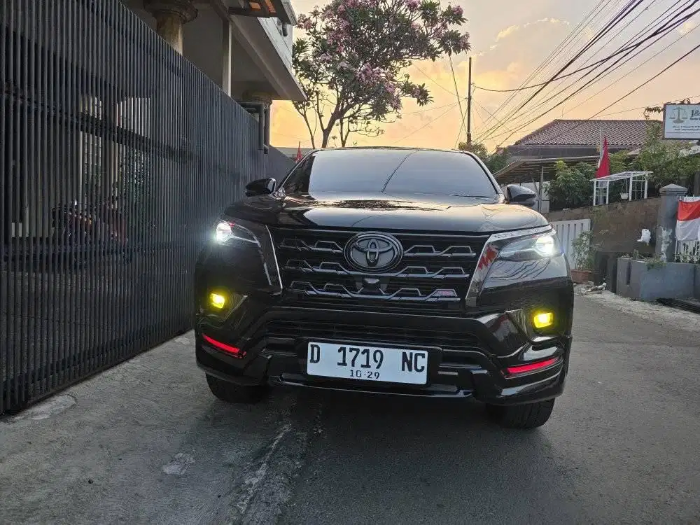 Fortuner VRZ TRD Last Edition 2021 istimewa