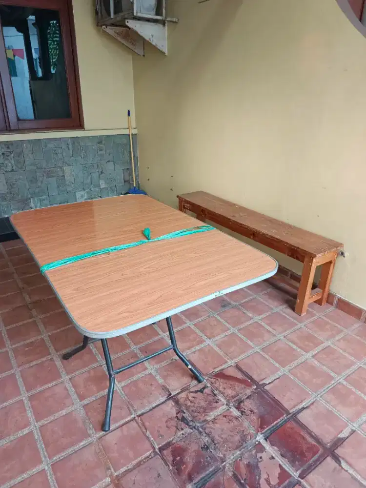 Meja lipat + kursi panjang