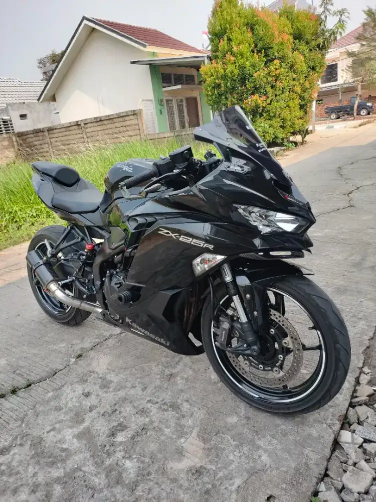 ZX25R 4 Cylinder Quick Shifter 2021