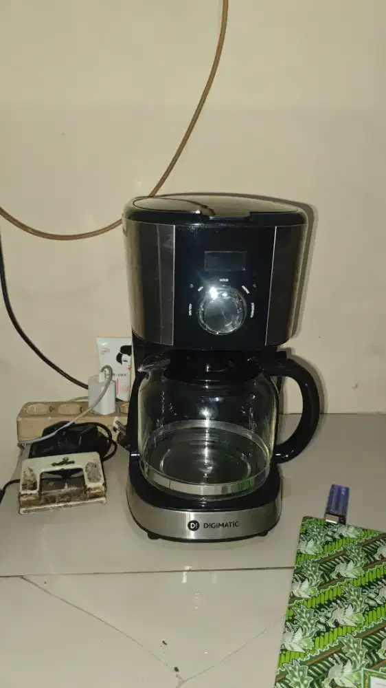 Digimatic Coffee Maker (kapasitas sekitar 1.5–1.8 liter