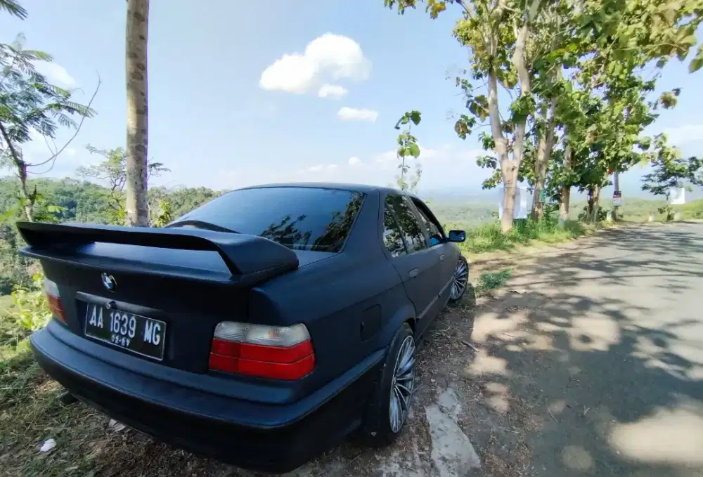 Dijual BMW 320i e36 2.0 6 cylinder thn 95