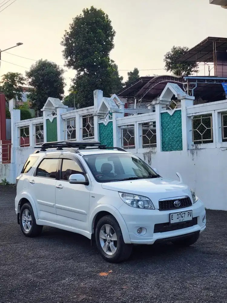 Toyota Rush G 2014 Manual