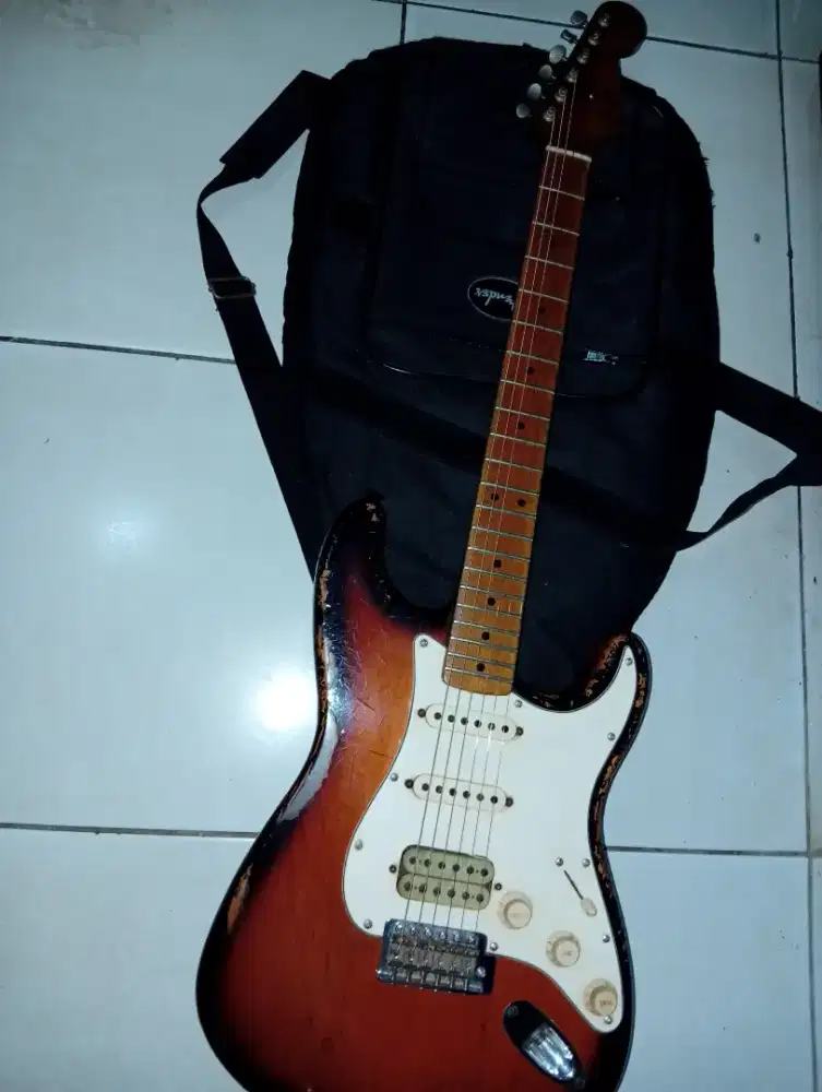 Fender Stratocaster California