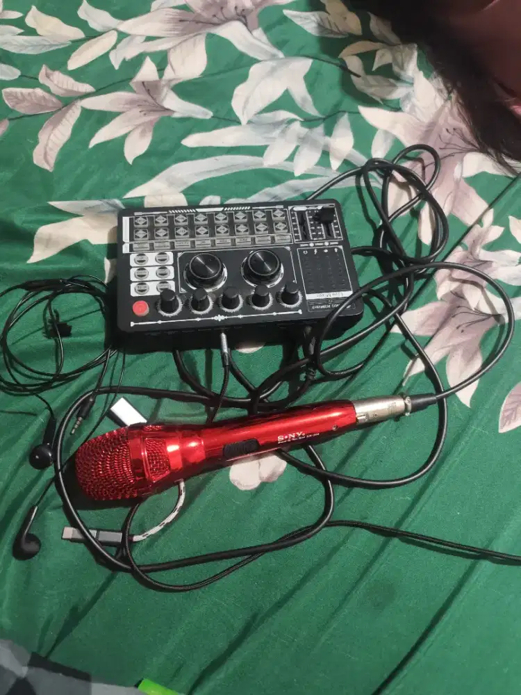 Jual soundcard f999 lengkap dengan mic otg