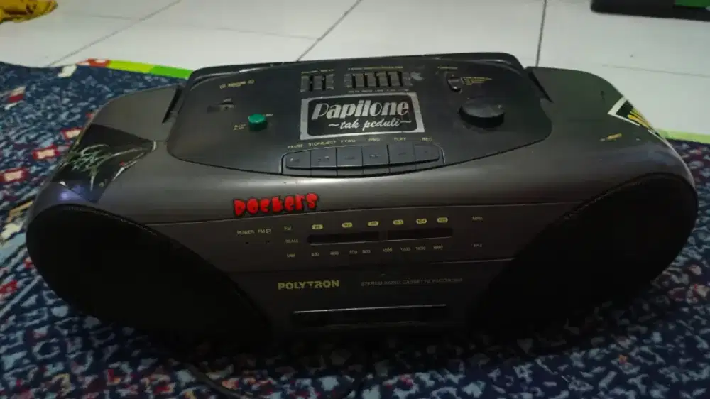 Tape Radio cassete Polytron , barang koleksi
