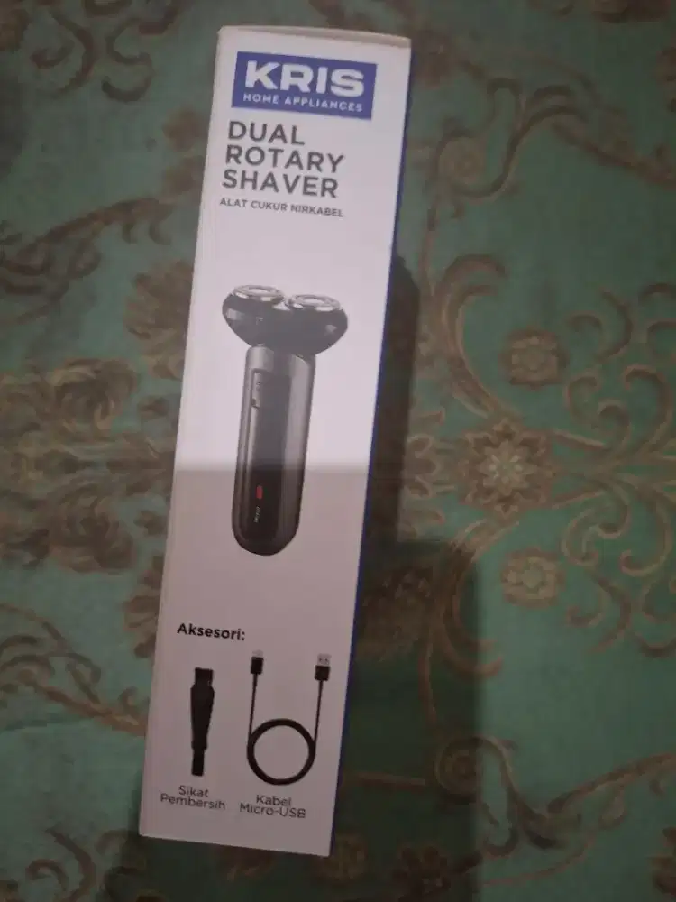 Dual rotary shaver / alat cukur nirkabel