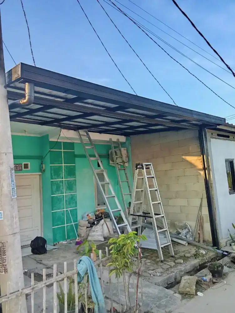 Kanopi baja ringan