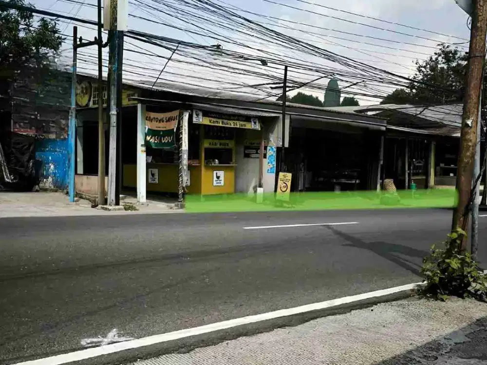 Tanah premium pinggir jalan utama Kaliurang km 13 Bonus bangunan Ruang usaha dekat kampus UII Terpadu