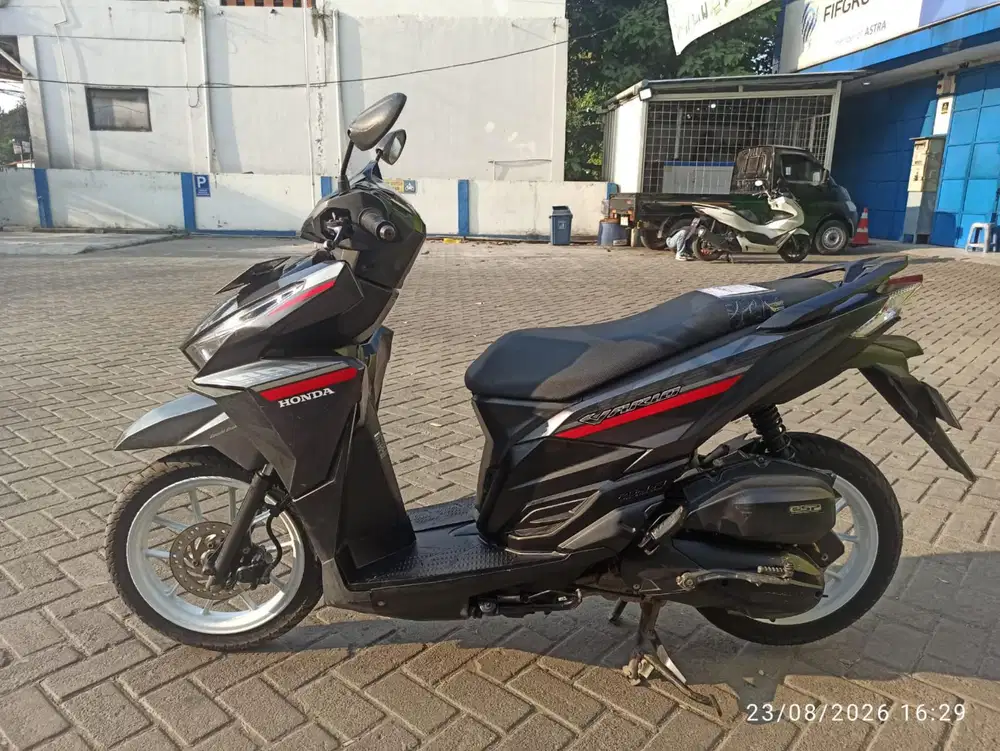 Honda Vario 125 LED Old Tahun 2017 Surat komplit