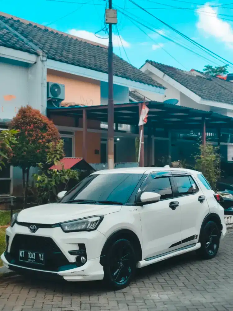 RAIZE 1.0 TURBO GR SPORT CVT ONE TONE
 2022
