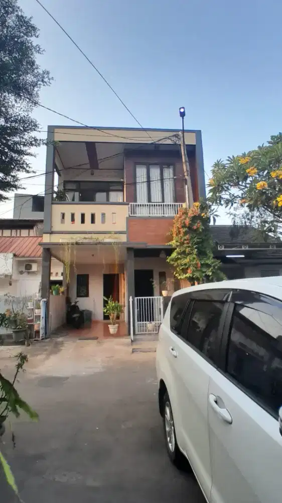 Rumah sultan di jual murah