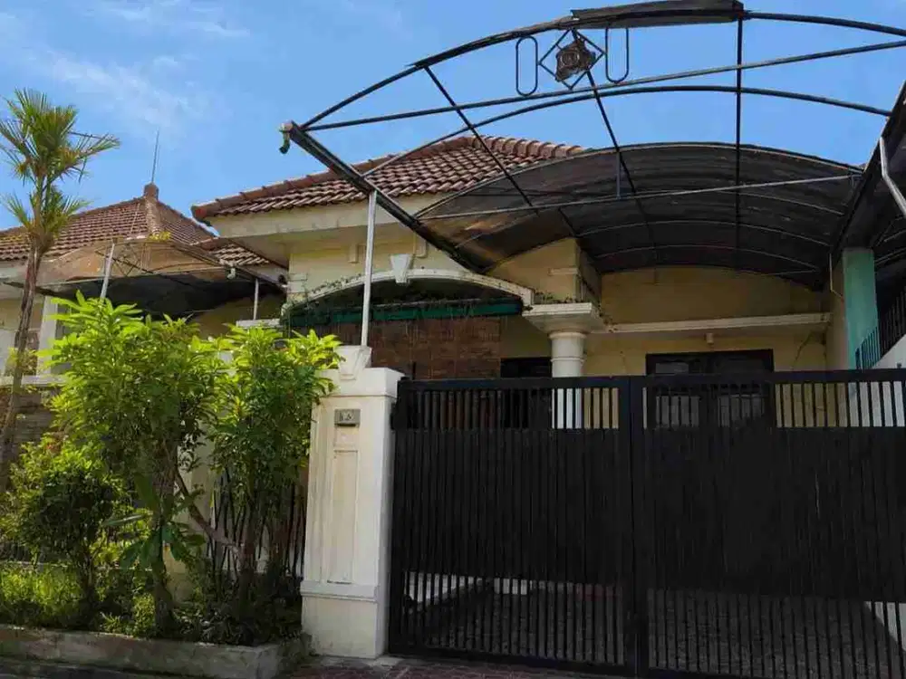 DIJUAL – Rumah Bonus Renov 150 Juta Dekat Pakuwon Mall