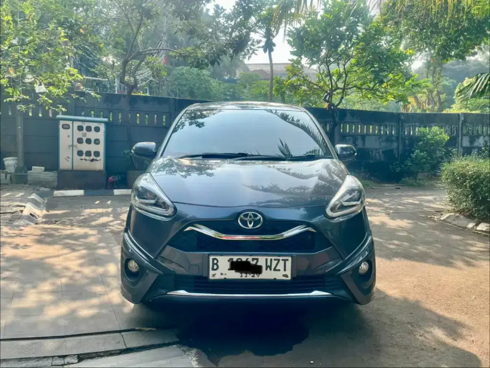 Toyota Sienta Q AT 2019 Facelift - KM low, Service Record, Harga Cash